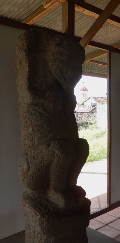 pre-Columbian sculpture