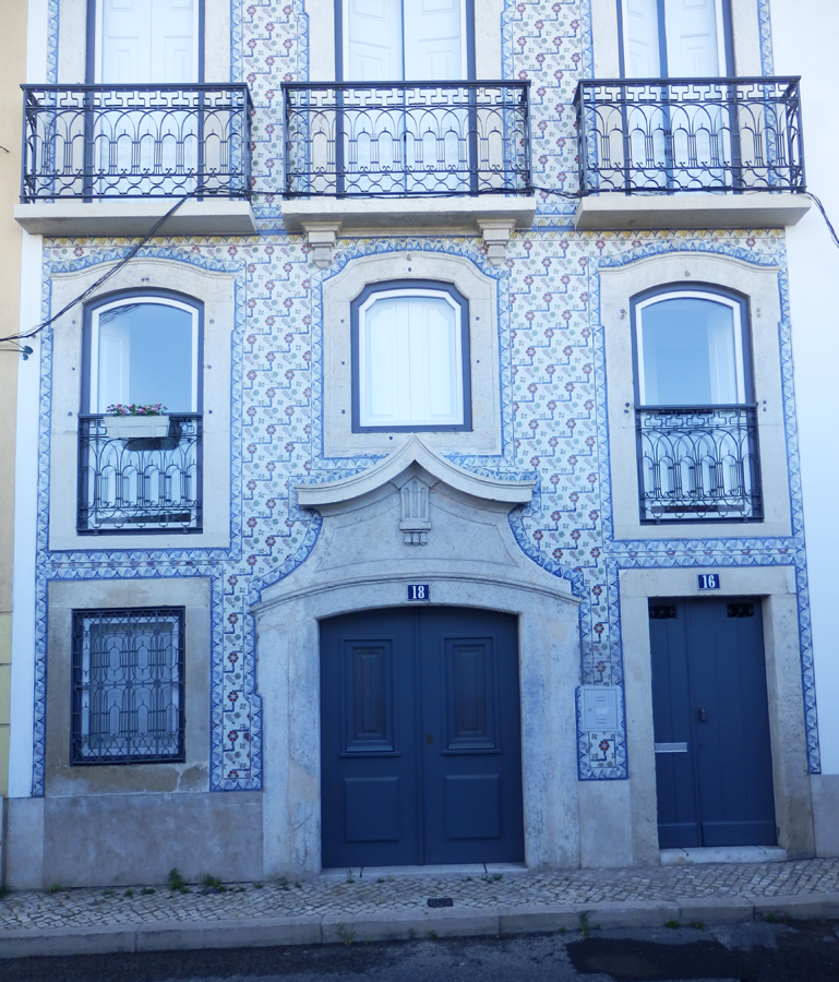 Lisbon tile