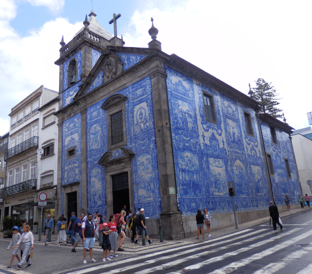 Porto church tile