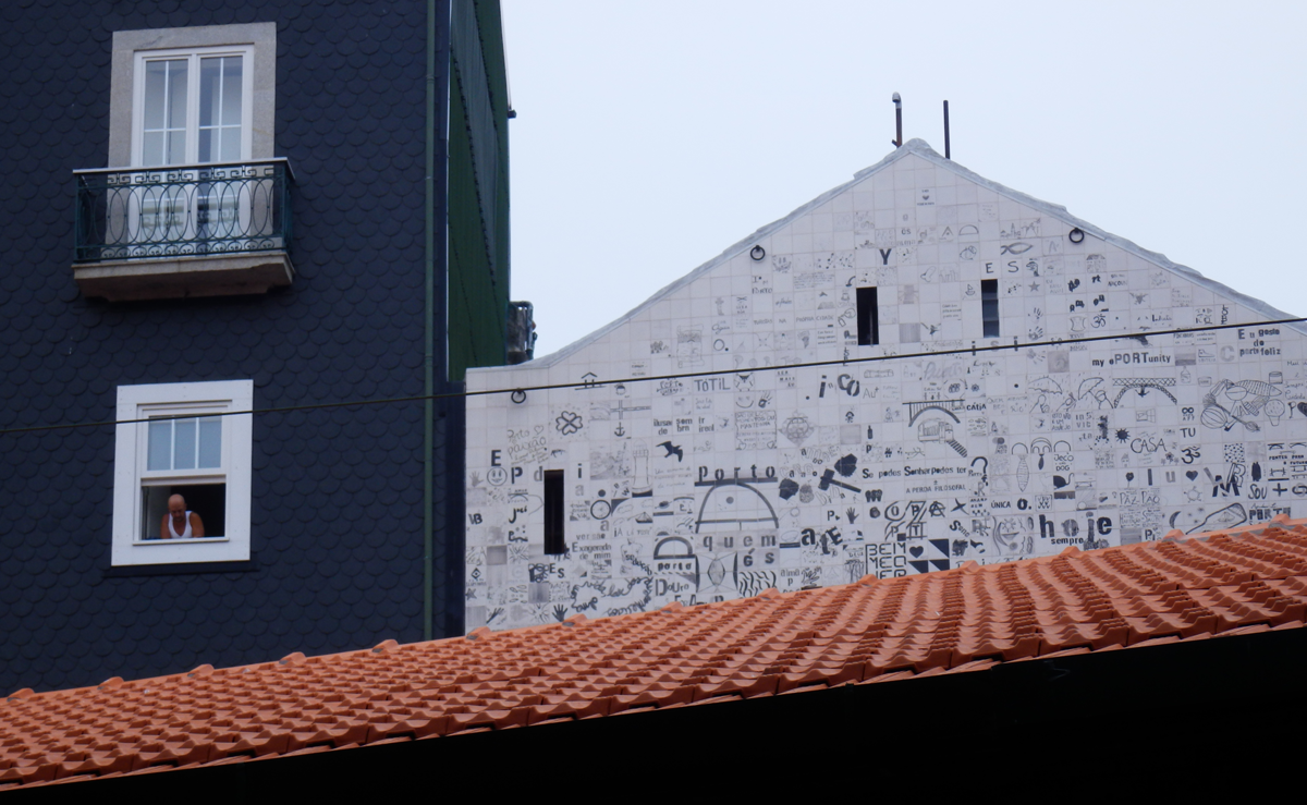 Porto train station