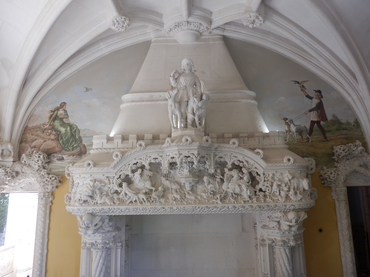 Quinta da Regaleira fireplace