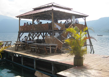 Coatepeque restaurant