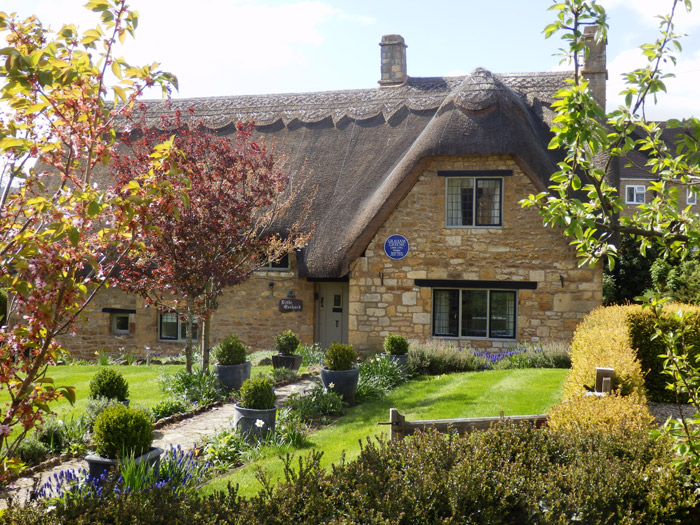 Cotswolds house