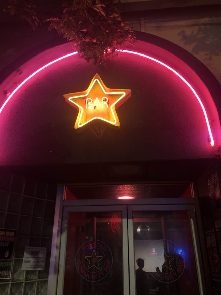 Star Bar neon